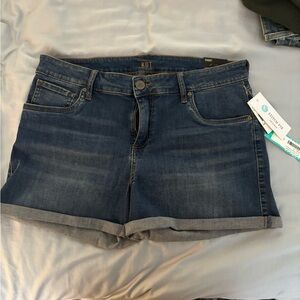 Kut from the Kloth Taryn Roll cuff short